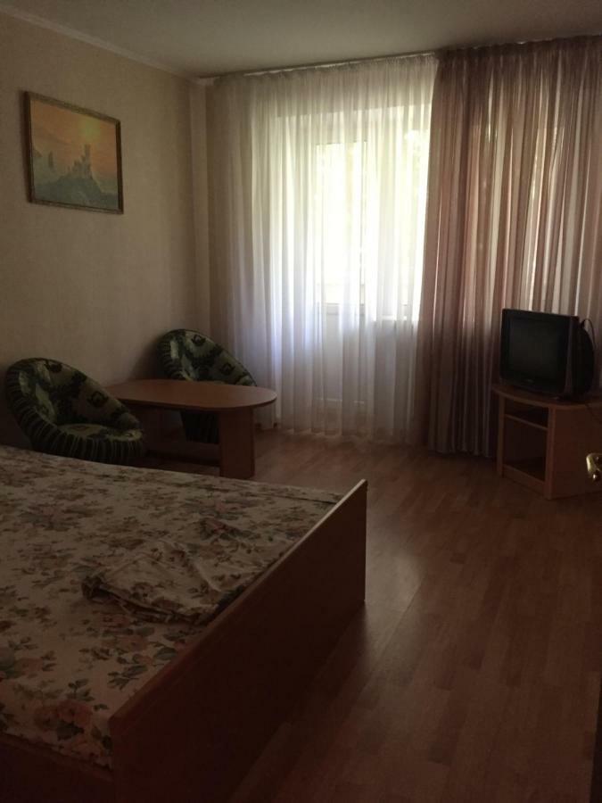 Apartament 2-Х Комнатная Квартира, Первая Линия От Моря Czarnomorsk Zewnętrze zdjęcie